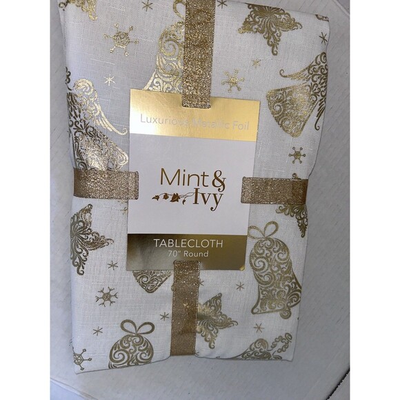 70" round tablecloth white with gold holiday pattern ornaments - Picture 8 of 9